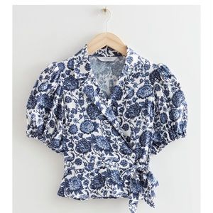 & Other Stories Print Wrap Top - Blue Floral, size 4